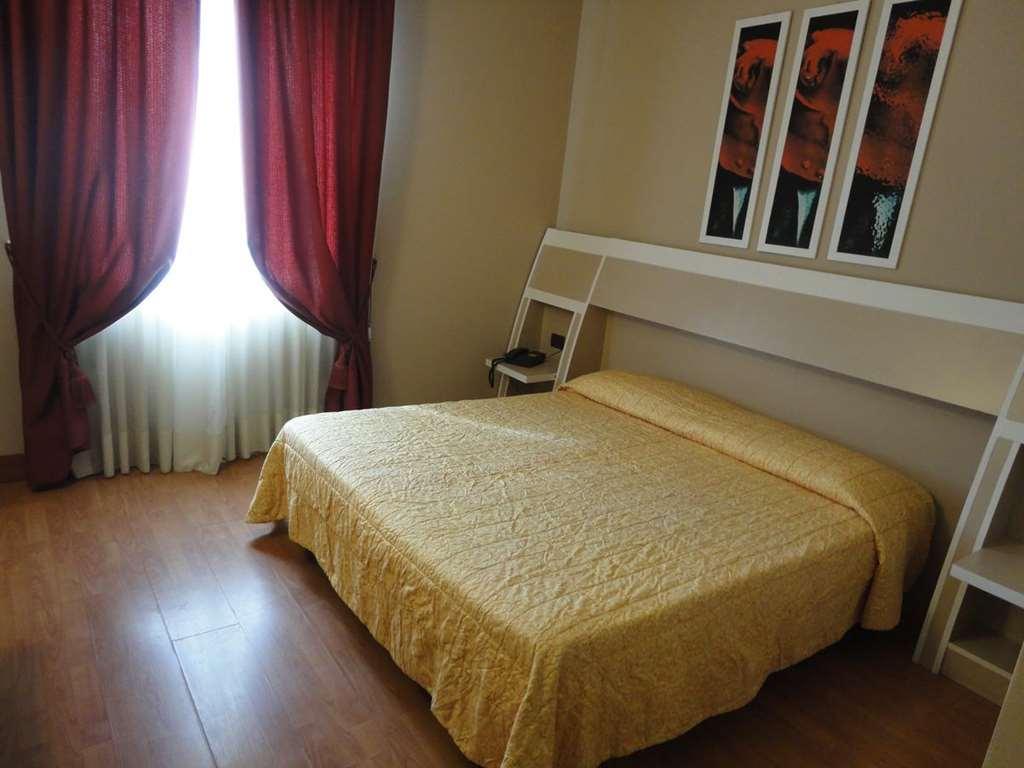 Hotel Vazzana 볼피아노 객실 사진